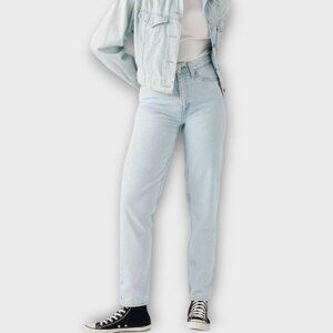 Levi's 80s Mom Jeans Don't Be Frayed Wash